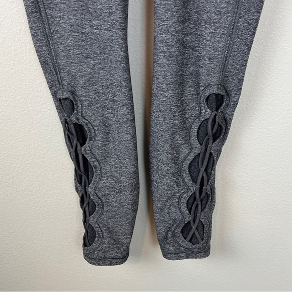 Lululemon Tied To It 7/8 Tight 25" - Picture 4 of 5